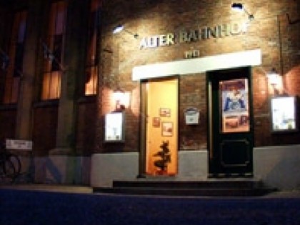 照片: Alter Bahnhof